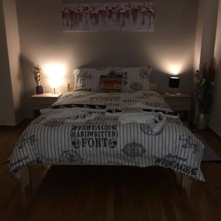 La Vie En Rose Studio,Close To Beach, Paleo Faliro Athen Eksteriør billede